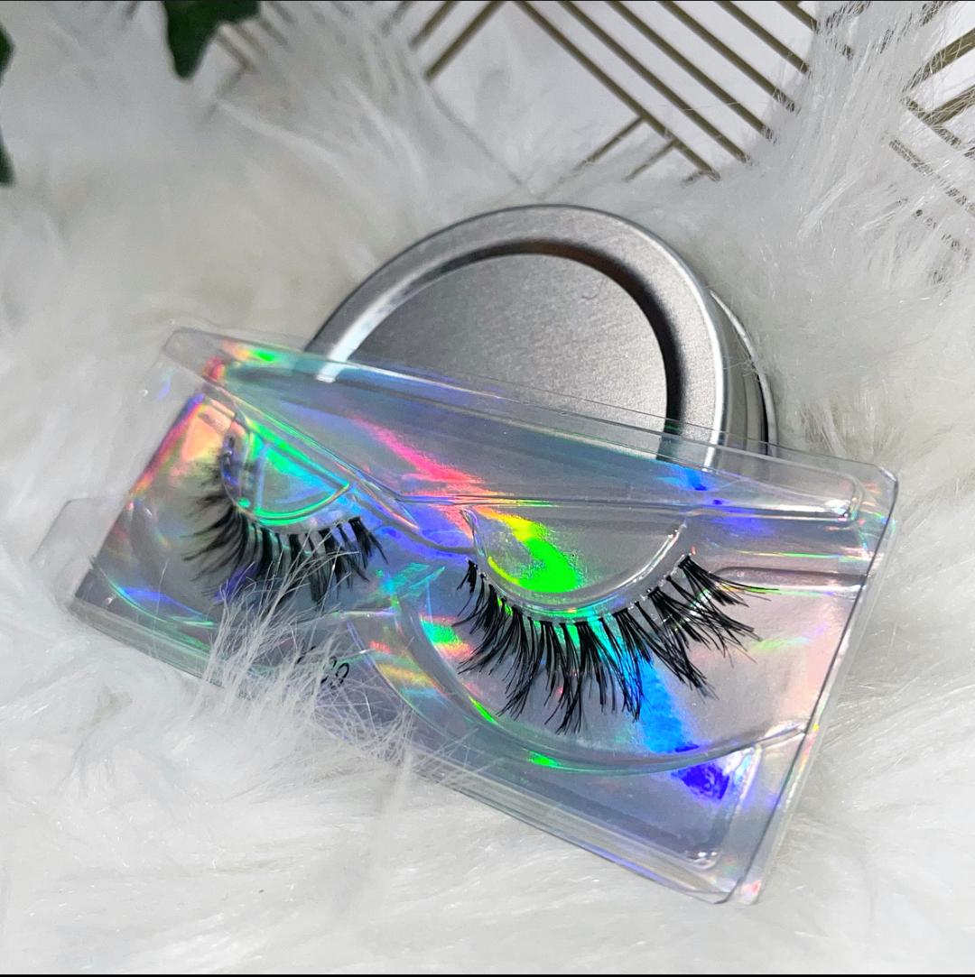 BADDIE LASHES
